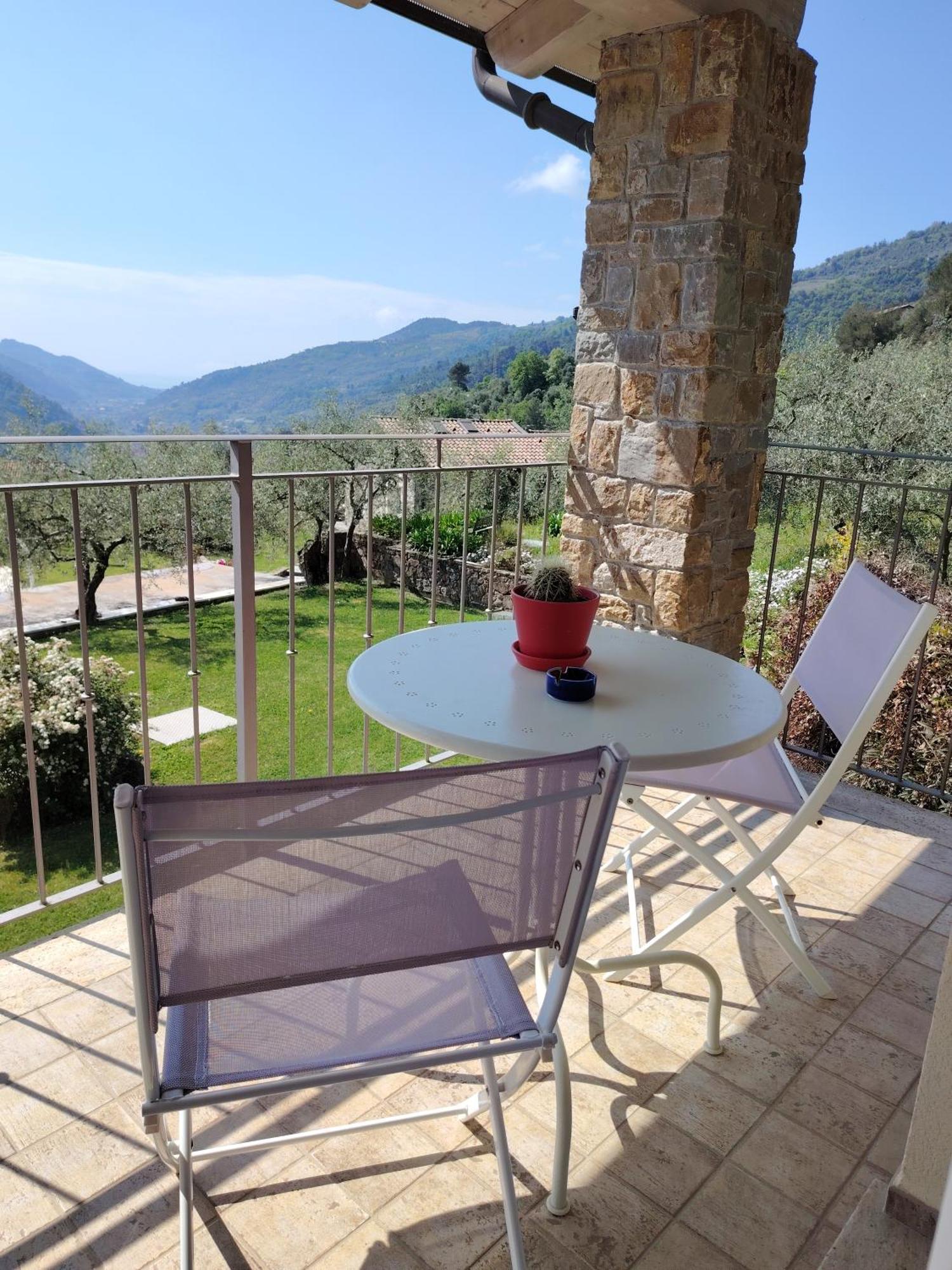 La Cicala Stonata Bed & Breakfast Dolceacqua Exterior photo